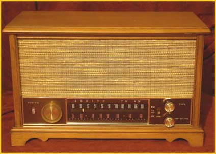 Another Zenith K731 radio