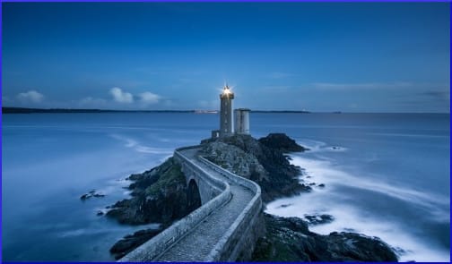 water-tower-jetty-lighted