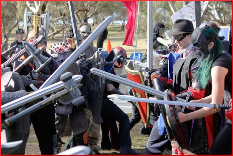 ren-fair-battle-2