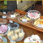 bakery-goods-display