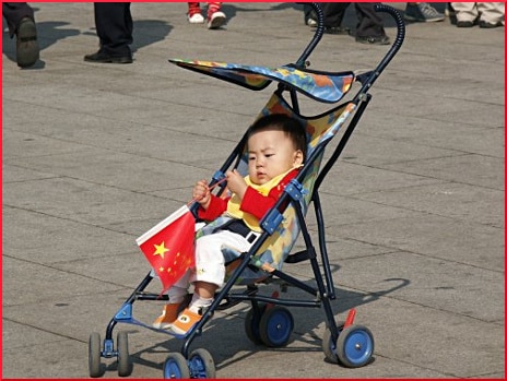 kid-in-stroller