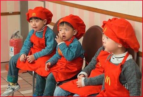 kids-wearing-mcdonalds-uniform