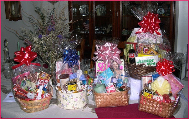 food-basket-display