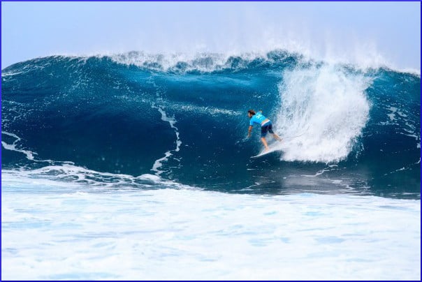 surfer-and-wave