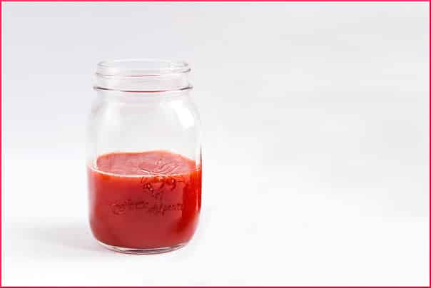 tomato-juice-in-a-jar